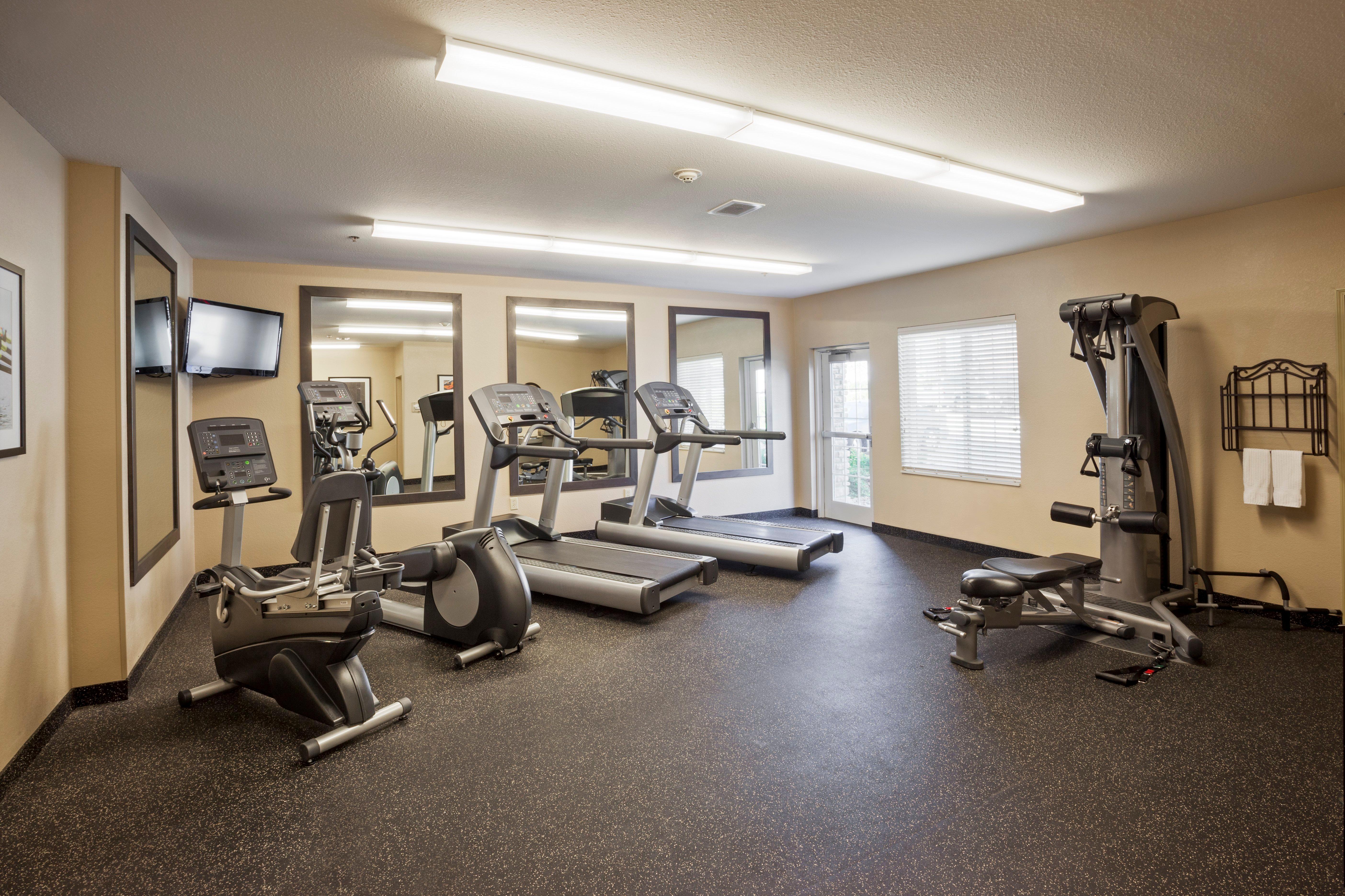 Candlewood Suites Philadelphia - Airport Area By Ihg Chester Εξωτερικό φωτογραφία